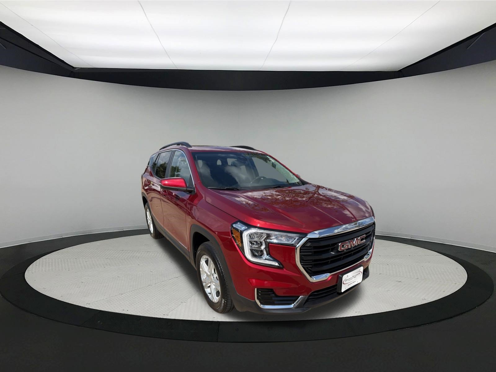 Used 2024 GMC Terrain SLE w/ Driver Convenience Package AWD/4WD image 1