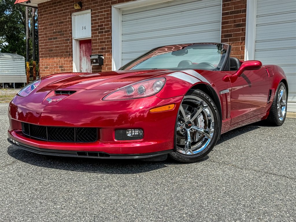 Used 2010 Chevrolet Corvette Grand Sport w/ Preferred Equipment Group RWD image 5