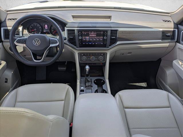 Used 2021 Volkswagen Atlas SE w/ Panoramic Sunroof Package FWD image 17