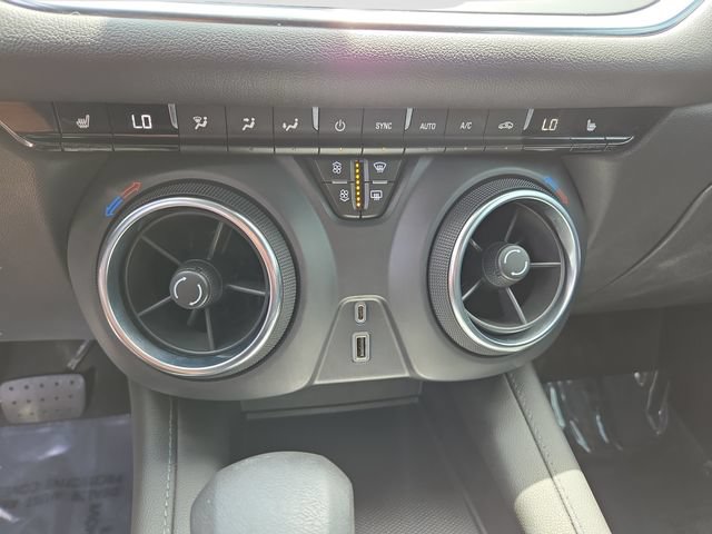 Used 2021 Chevrolet Blazer LT FWD image 26