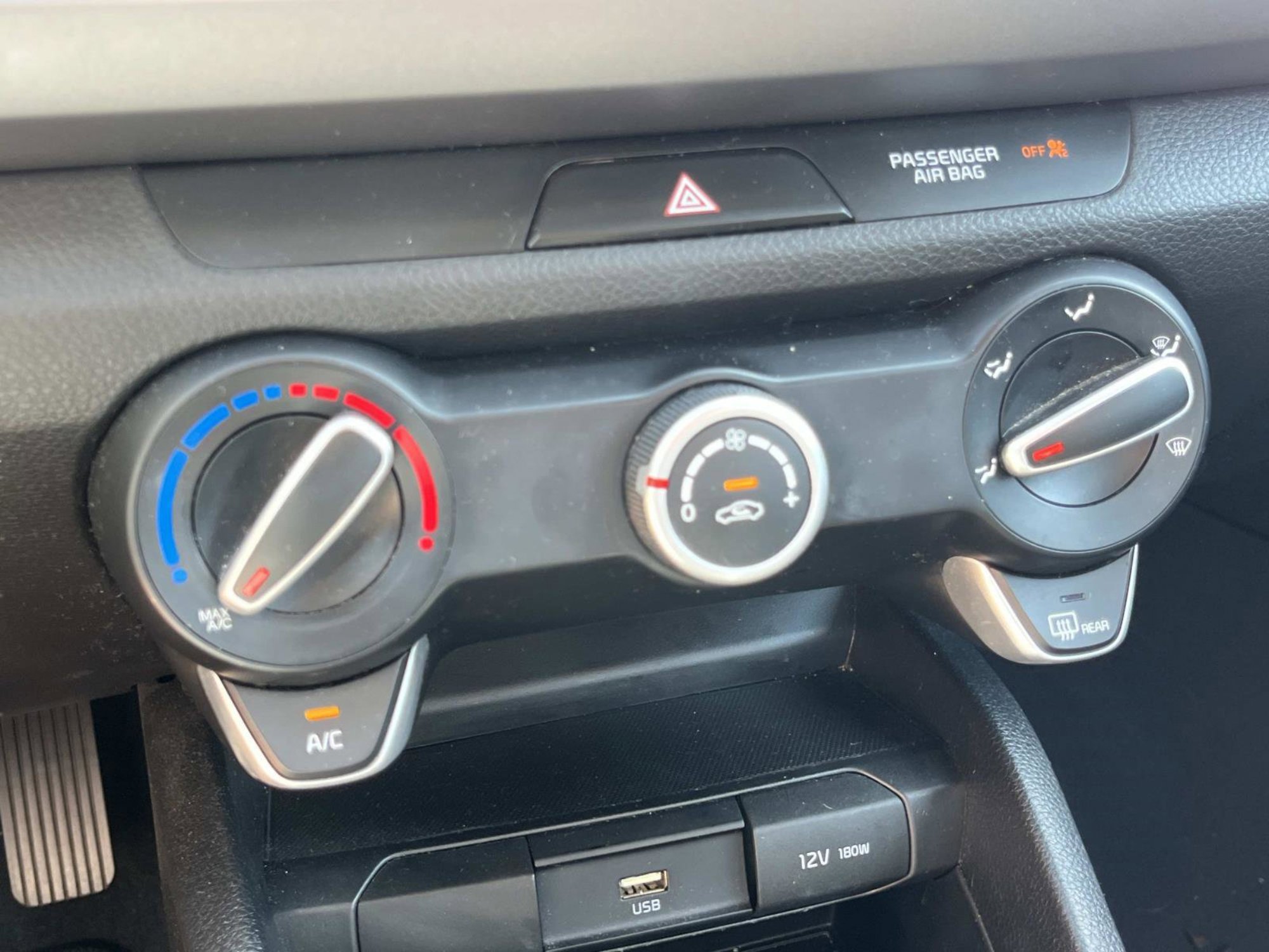 Used 2022 Kia Rio S image 29