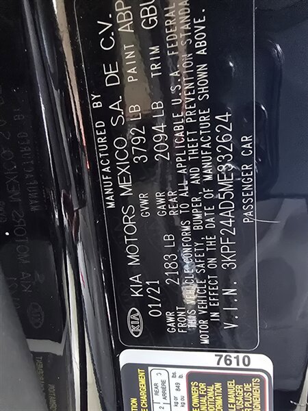Used 2021 Kia Forte LXS image 29
