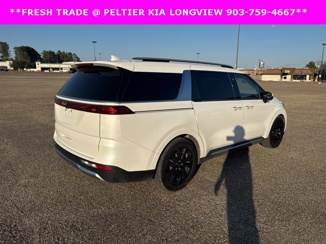 Used 2022 Kia Carnival SX image 3