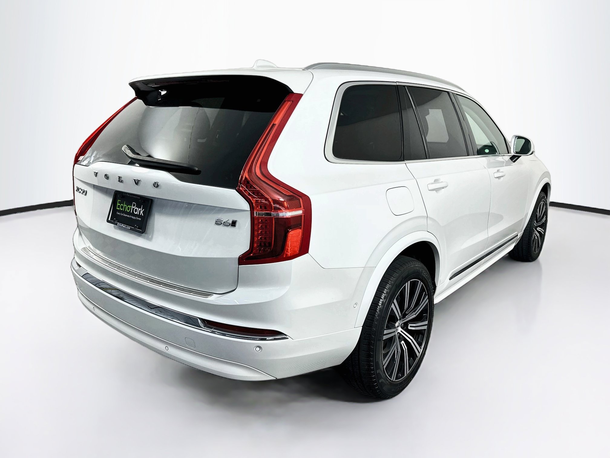 Used 2024 Volvo XC90 B6 Plus w/ Protection Package AWD/4WD image 9