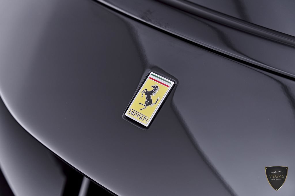 Used 2024 Ferrari SF90 Spider AWD/4WD image 32