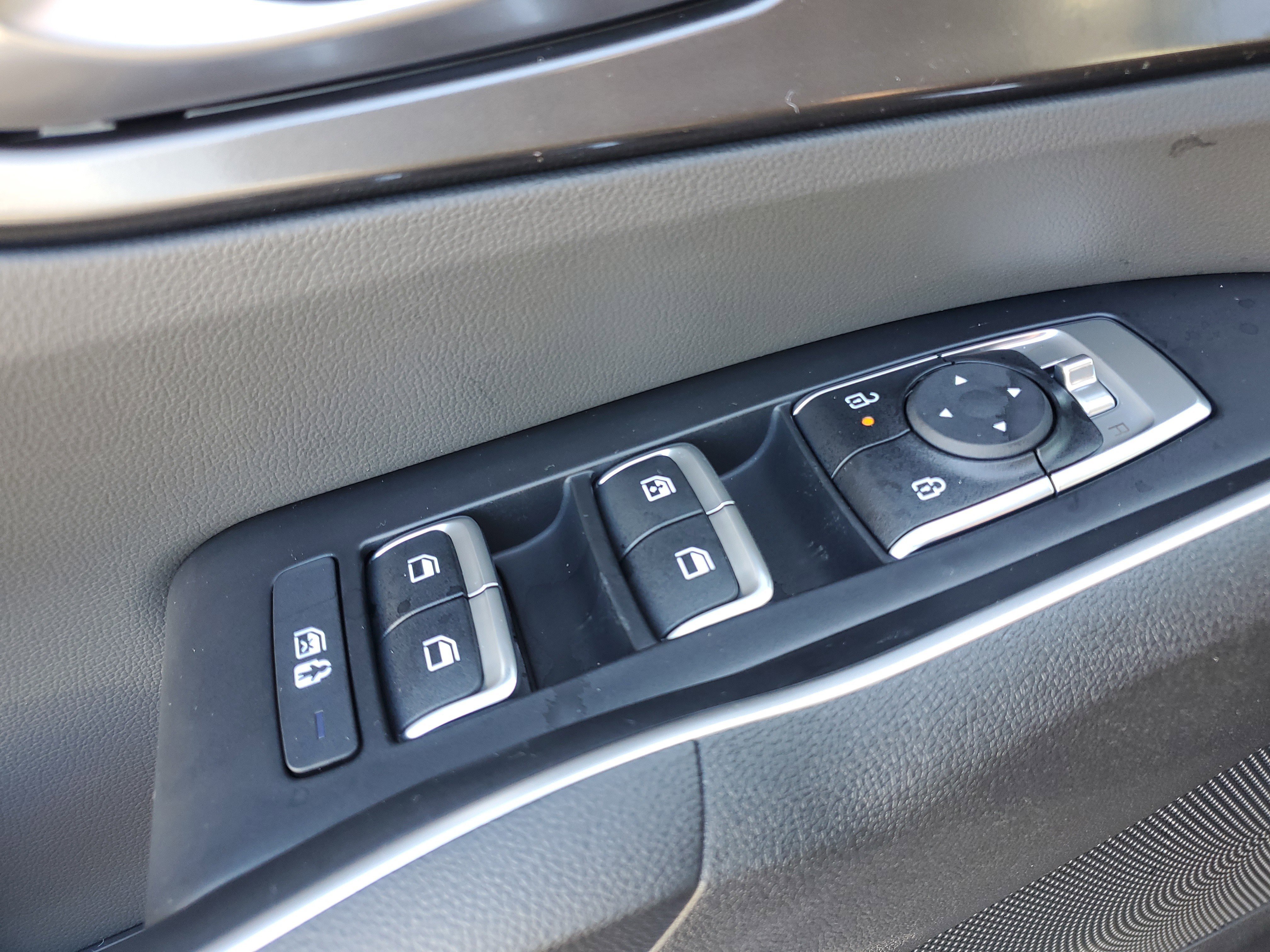 New 2026 Kia Sorento LX FWD image 18