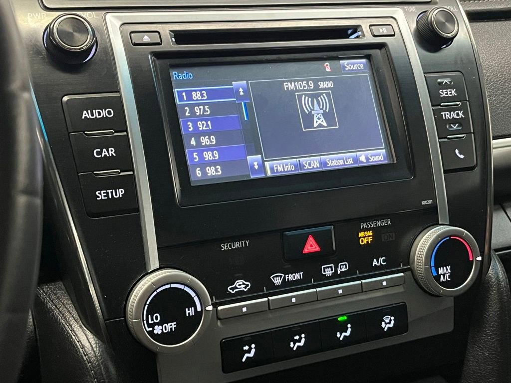 Used 2014 Toyota Camry SE image 21