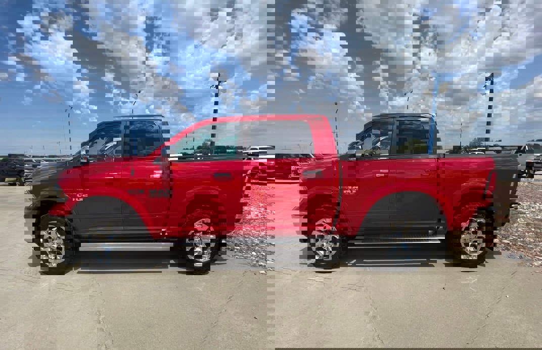 Used 2016 RAM 1500 Laramie w/ Convenience Group image 2