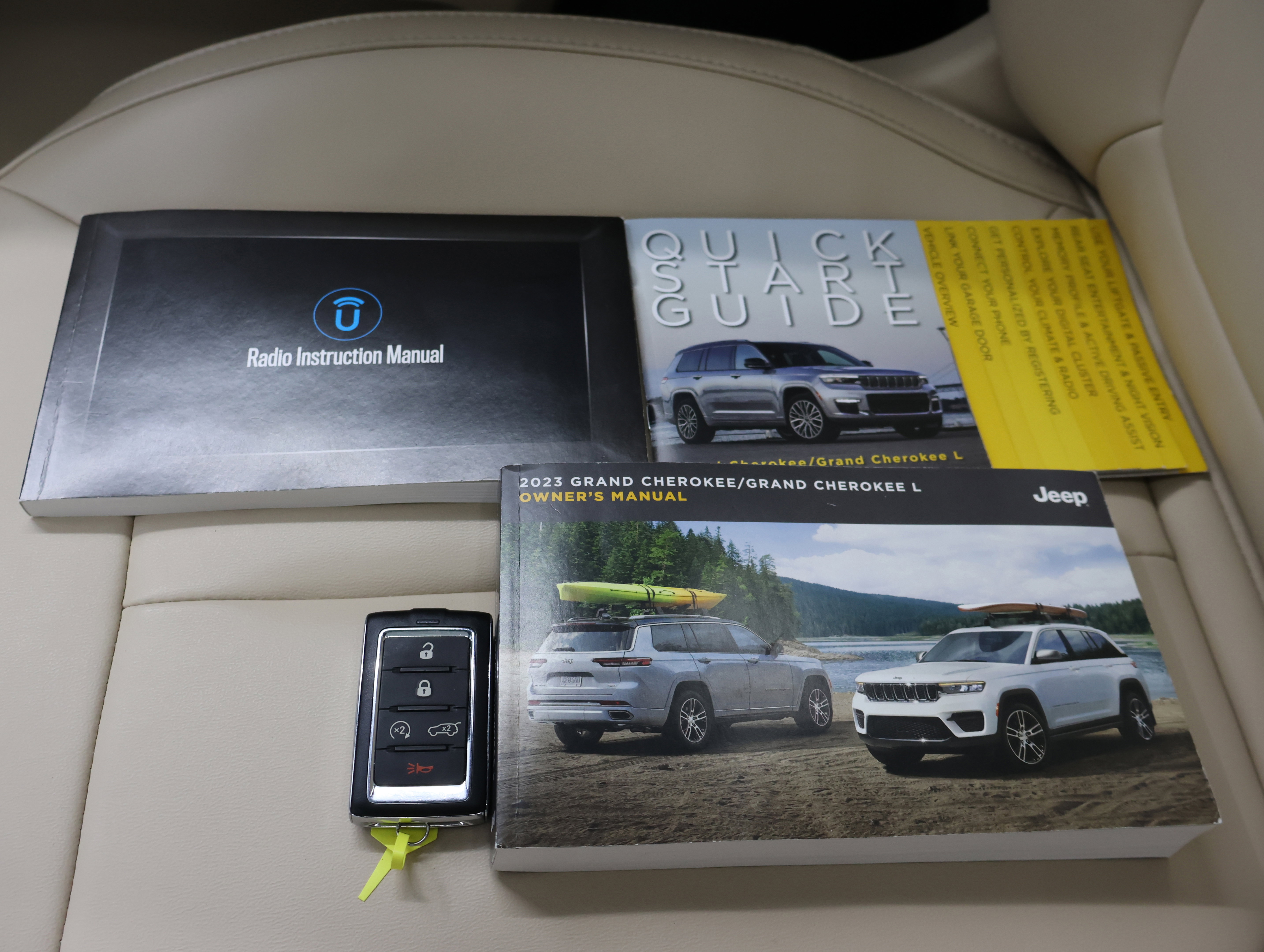 Used 2023 Jeep Grand Cherokee Limited image 68