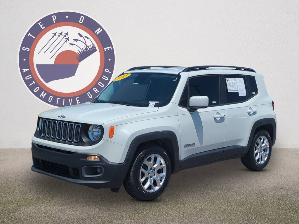 Used 2015 Jeep Renegade Latitude FWD image 2