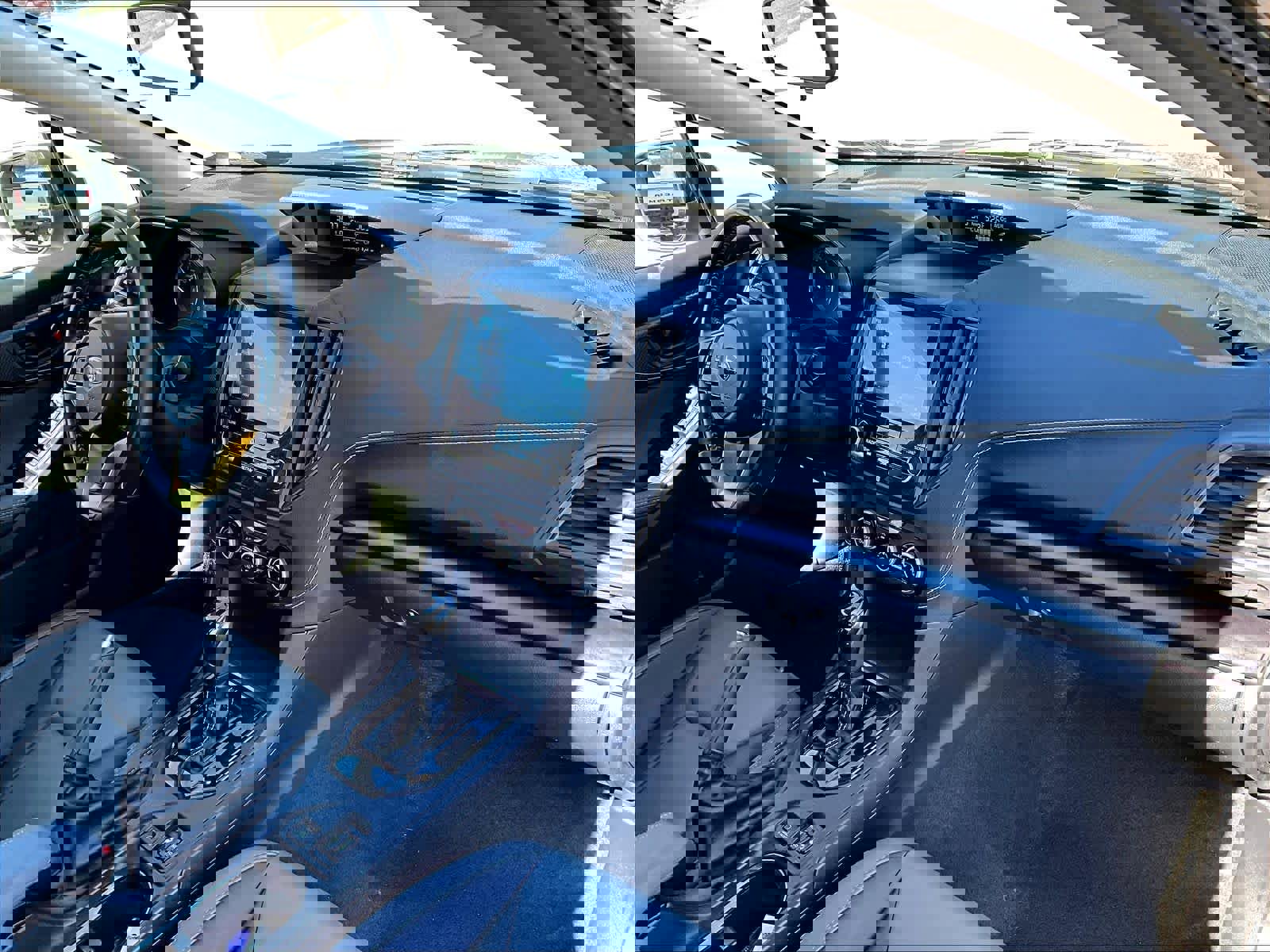 Used 2021 Subaru Crosstrek 2.5i Sport w/ Moonroof Package image 14