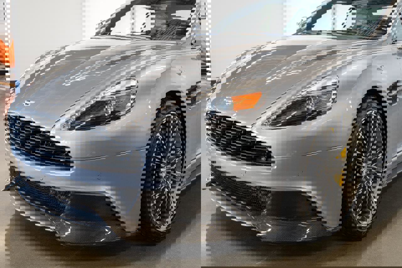 Used 2014 Aston Martin Vanquish Volante image 37