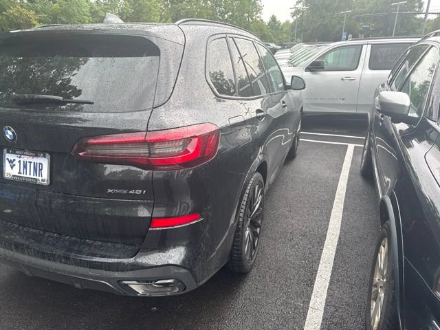 Used 2022 BMW X5 xDrive40i w/ M Sport Package AWD/4WD image 9
