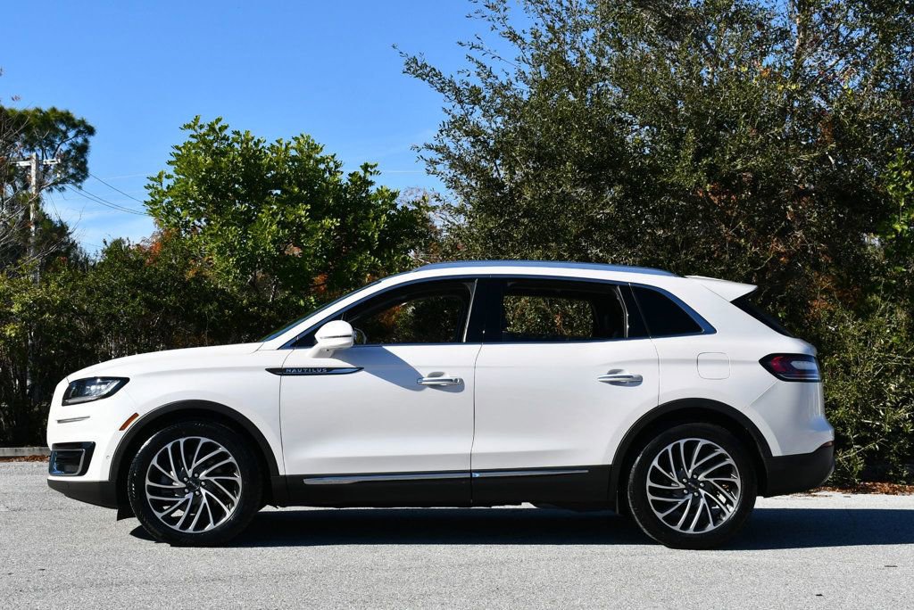 Used 2019 Lincoln Nautilus Reserve image 3