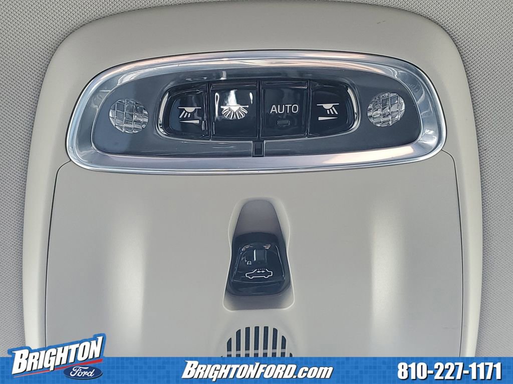 Used 2022 Volvo XC90 T5 Momentum w/ Climate Package AWD/4WD image 34