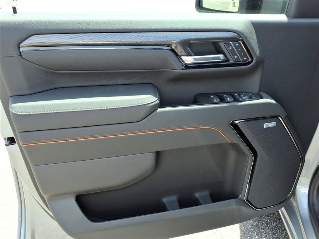 New 2026 GMC Sierra 2500 AT4 w/ AT4 Preferred Package AWD/4WD image 9