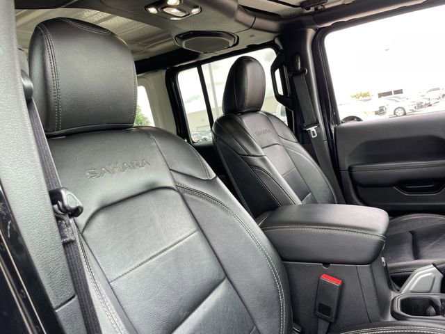 Used 2022 Jeep Wrangler Unlimited Sahara image 28