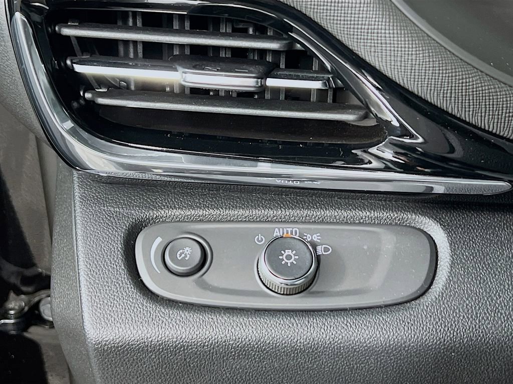 New 2025 Buick Envista Preferred FWD image 9