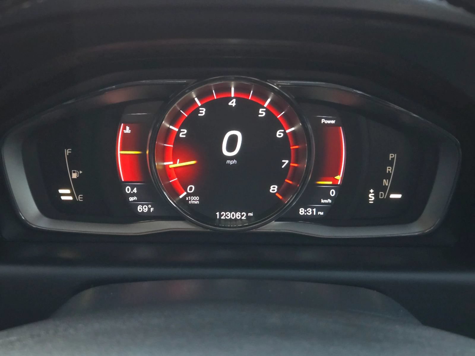 Used 2016 Volvo XC60 T6 R-Design AWD/4WD image 28