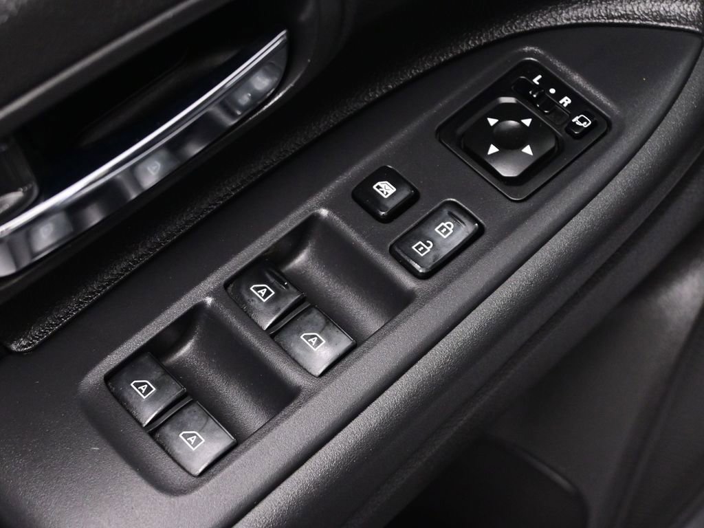 Used 2019 Mitsubishi Outlander SEL image 14