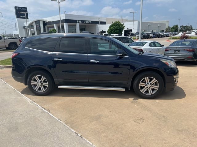 Used 2016 Chevrolet Traverse LT w/ LPO, 'HIT The Road' Package FWD image 7