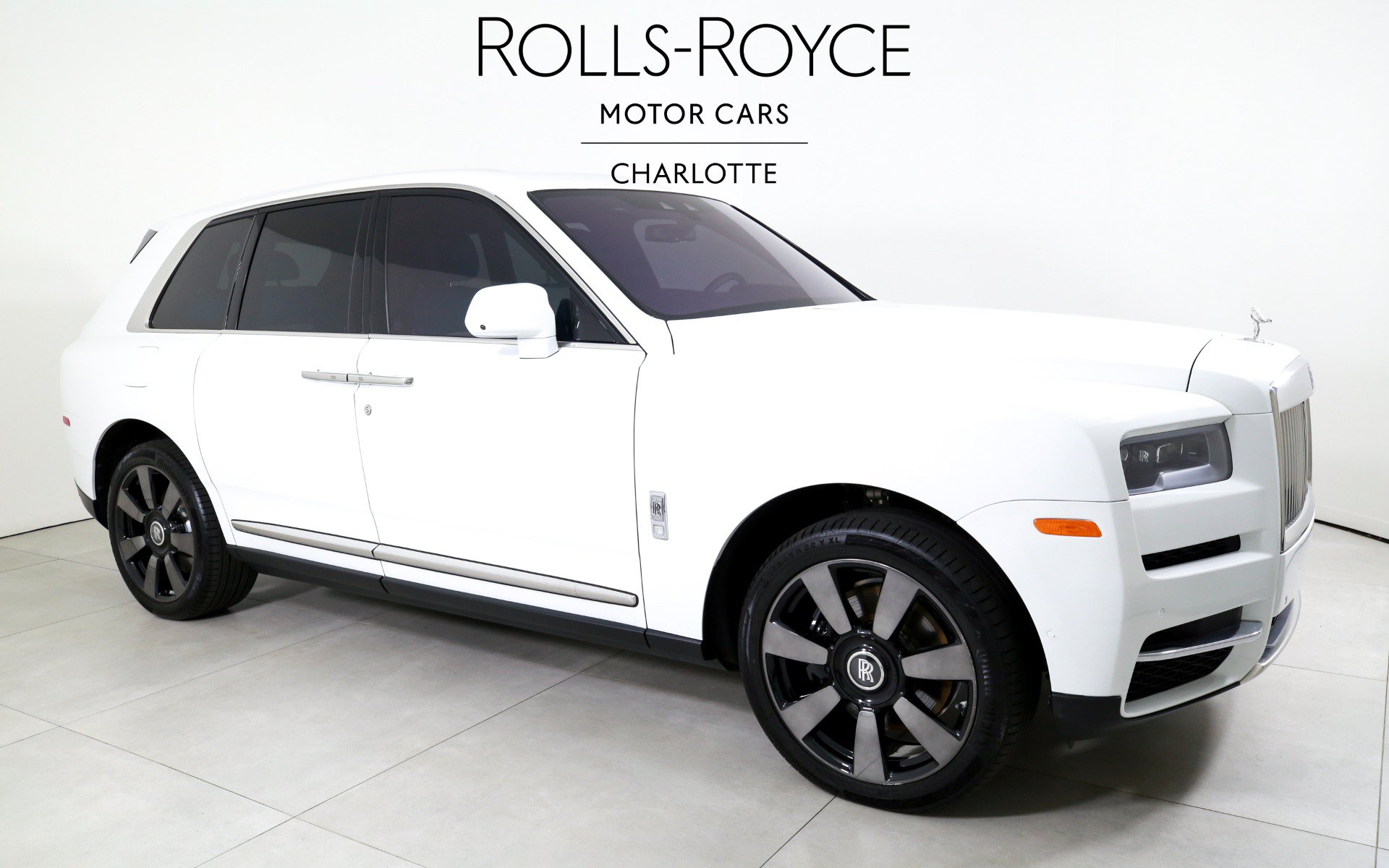 Certified 2024 Rolls-Royce Cullinan AWD/4WD image 5