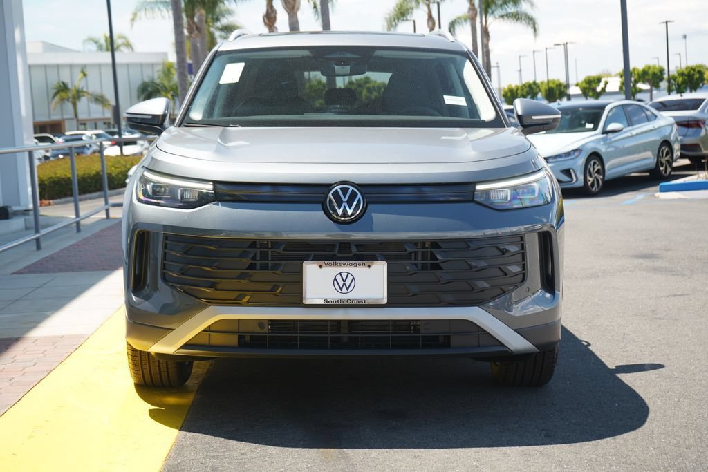 New 2026 Volkswagen Tiguan SE FWD image 5