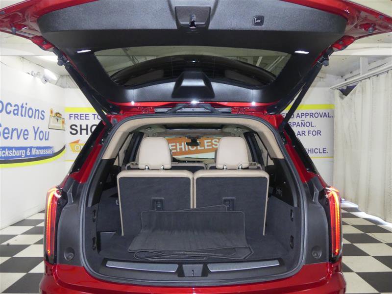 Used 2022 Cadillac XT6 Sport w/ Platinum Package image 32