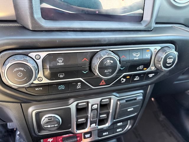 Used 2021 Jeep Wrangler Unlimited Rubicon 4xe w/ Safety Group AWD/4WD image 19