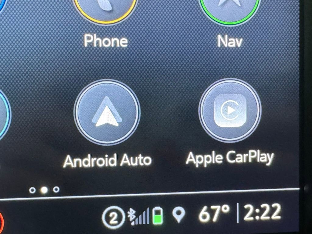 Used 2023 GMC Acadia SLT image 28