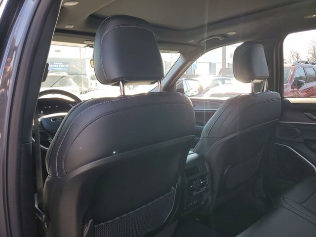 New 2026 Jeep Grand Cherokee Limited w/ Limited Altitude Package image 12