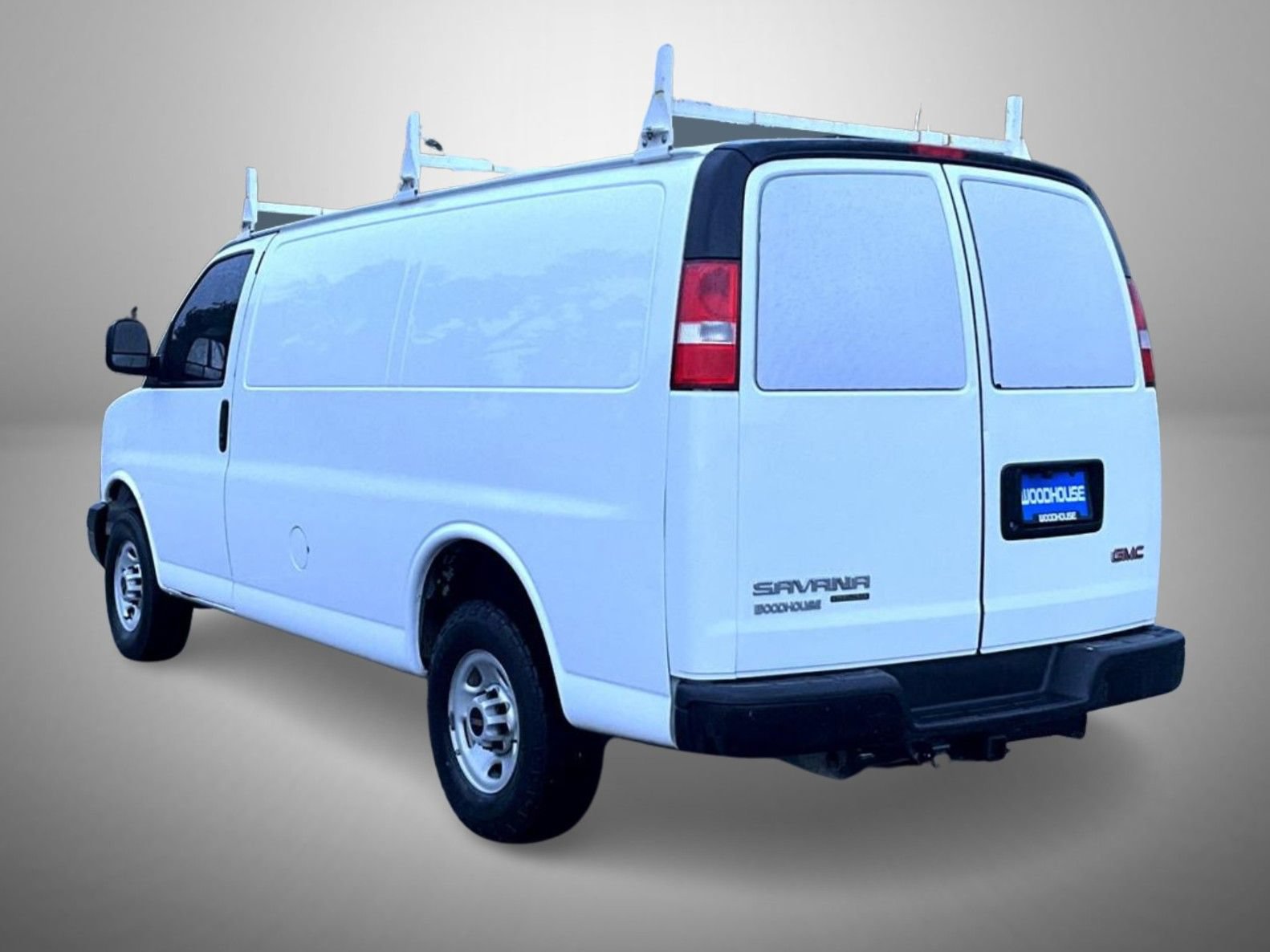 Used 2016 GMC Savana 2500 RWD image 7