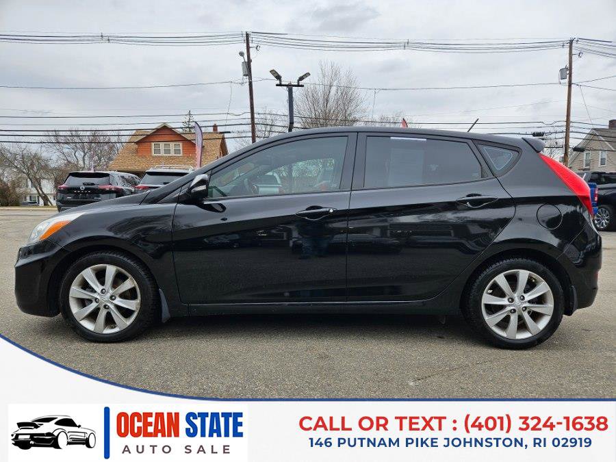 Used 2014 Hyundai Accent SE w/ Option Group 3 image 2