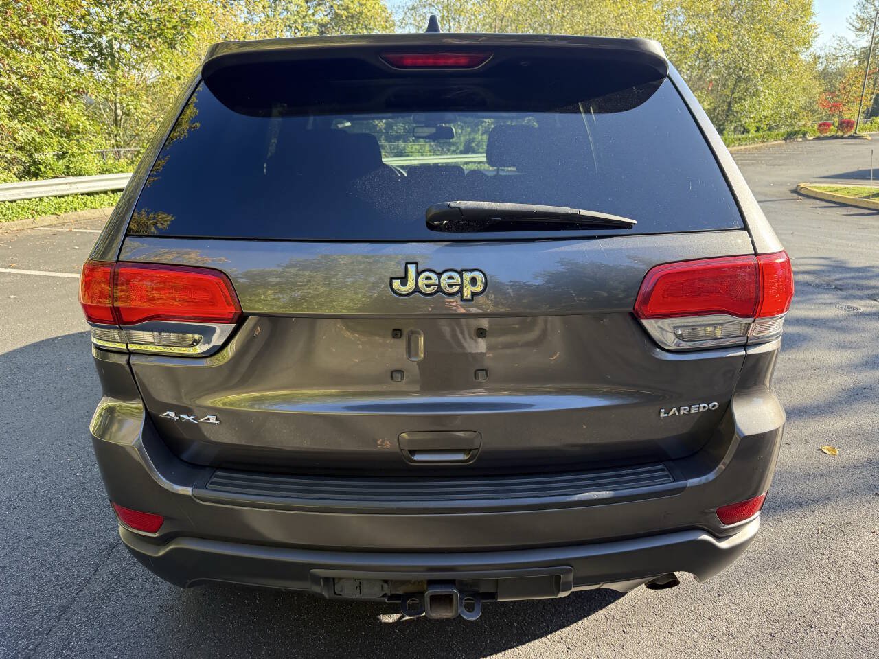 Used 2014 Jeep Grand Cherokee Laredo w/ Quick Order Package 23E AWD/4WD image 4