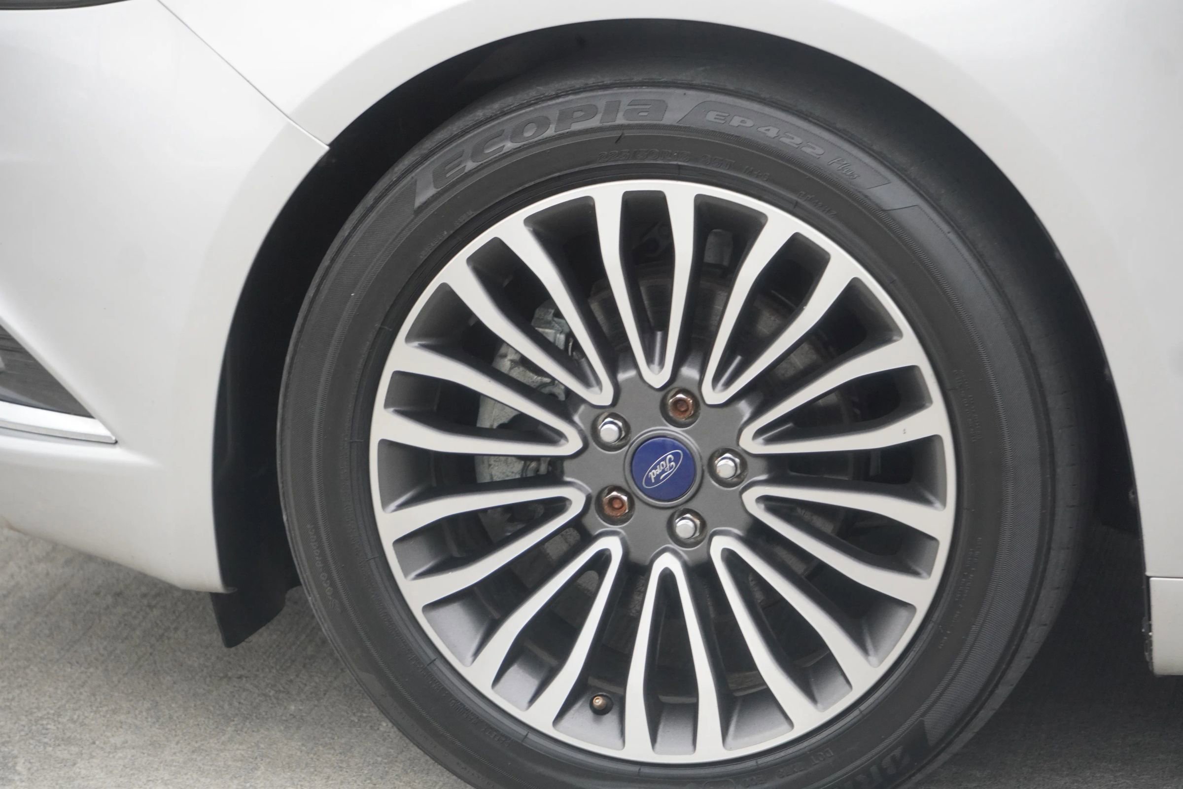 Used 2017 Ford Fusion SE image 23