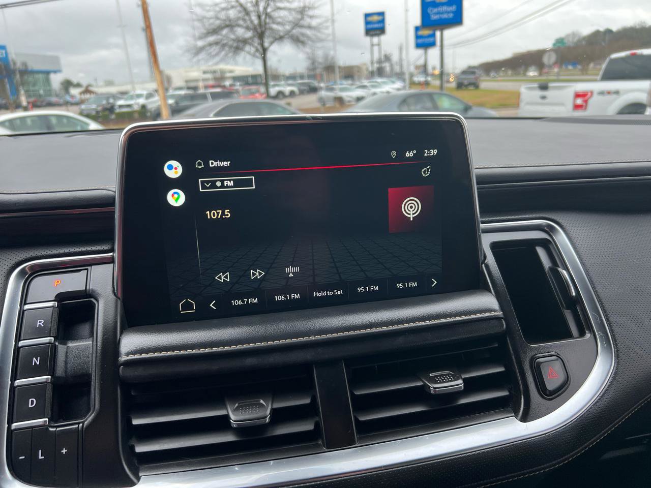 Used 2022 GMC Yukon SLT w/ SLT Premium Package image 60