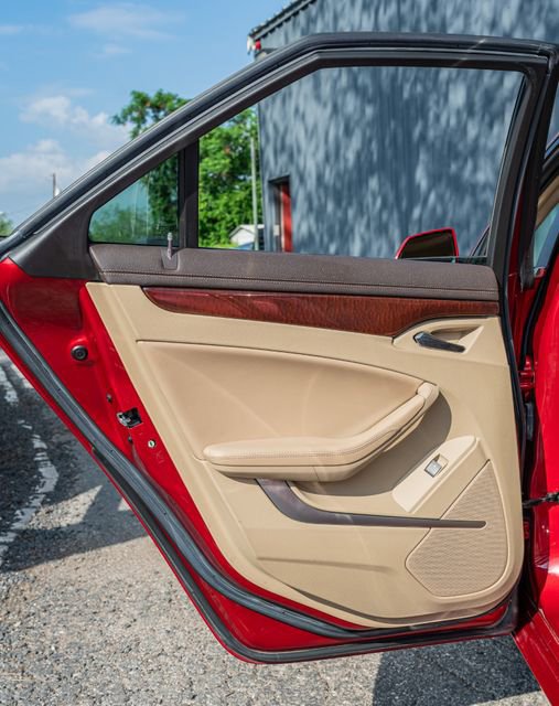 Used 2009 Cadillac CTS 3.6 image 33