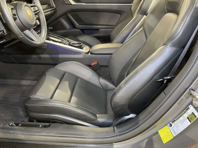 Used 2024 Porsche 911 Carrera GTS RWD image 18
