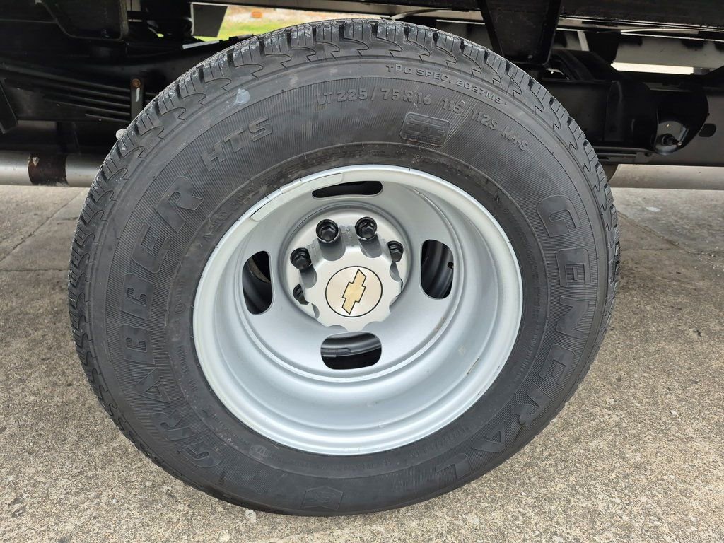 New 2025 Chevrolet Express 3500 w/ Power Convenience Package image 10