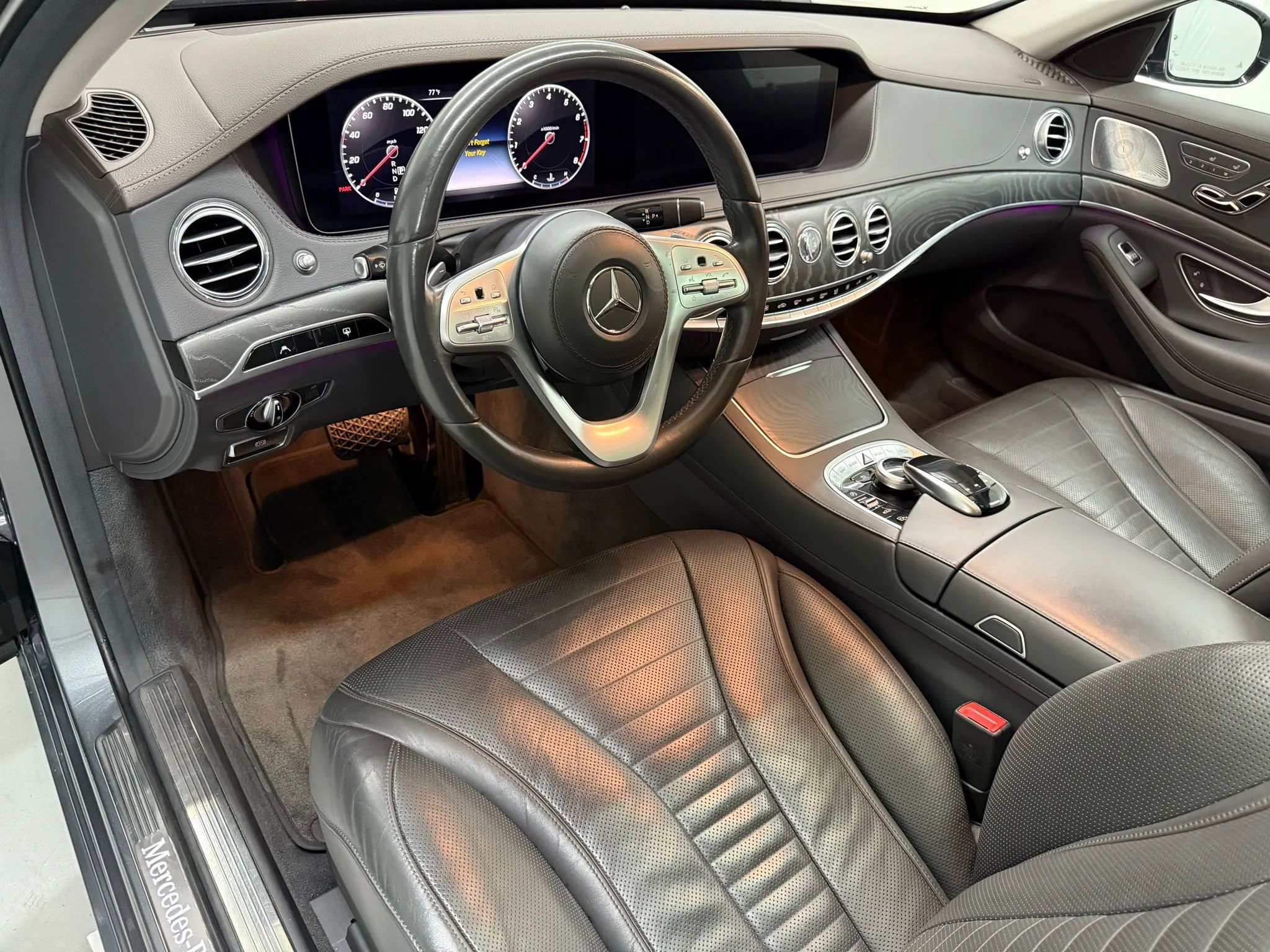 Used 2018 Mercedes-Benz S 560 4MATIC Sedan image 10