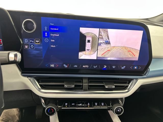 Used 2025 Chevrolet Equinox EV LT w/ Convenience Package image 22