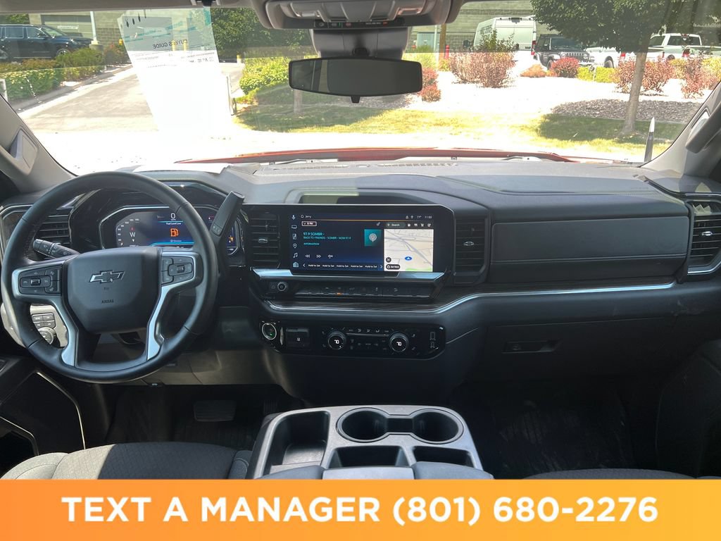 Used 2023 Chevrolet Silverado 1500 RST AWD/4WD image 15