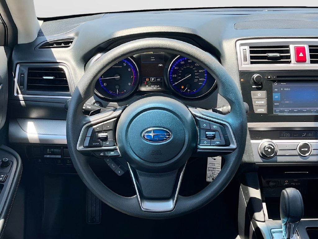 Used 2019 Subaru Outback 2.5i AWD/4WD image 11