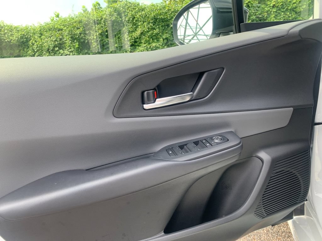 New 2026 Toyota Prius XLE FWD image 10