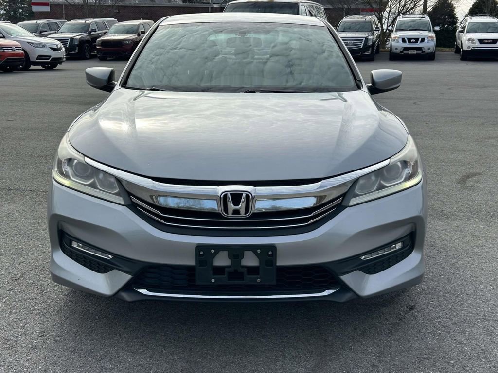 Used 2016 Honda Accord Sport image 8