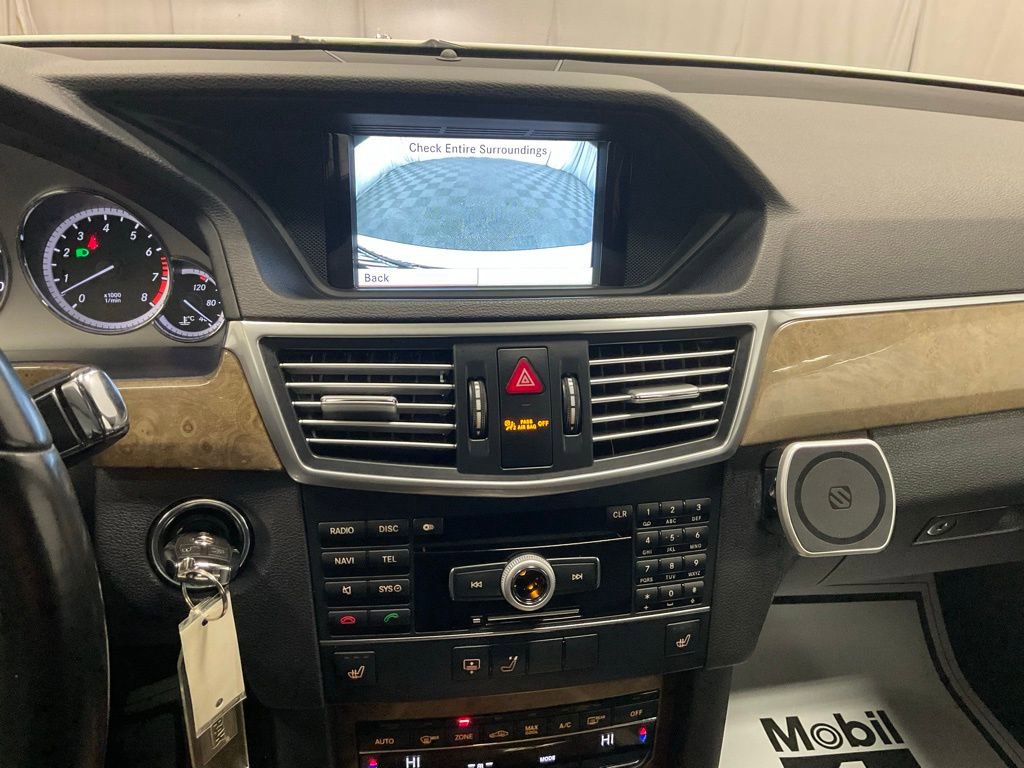 Used 2011 Mercedes-Benz E 350 4MATIC Sedan image 21