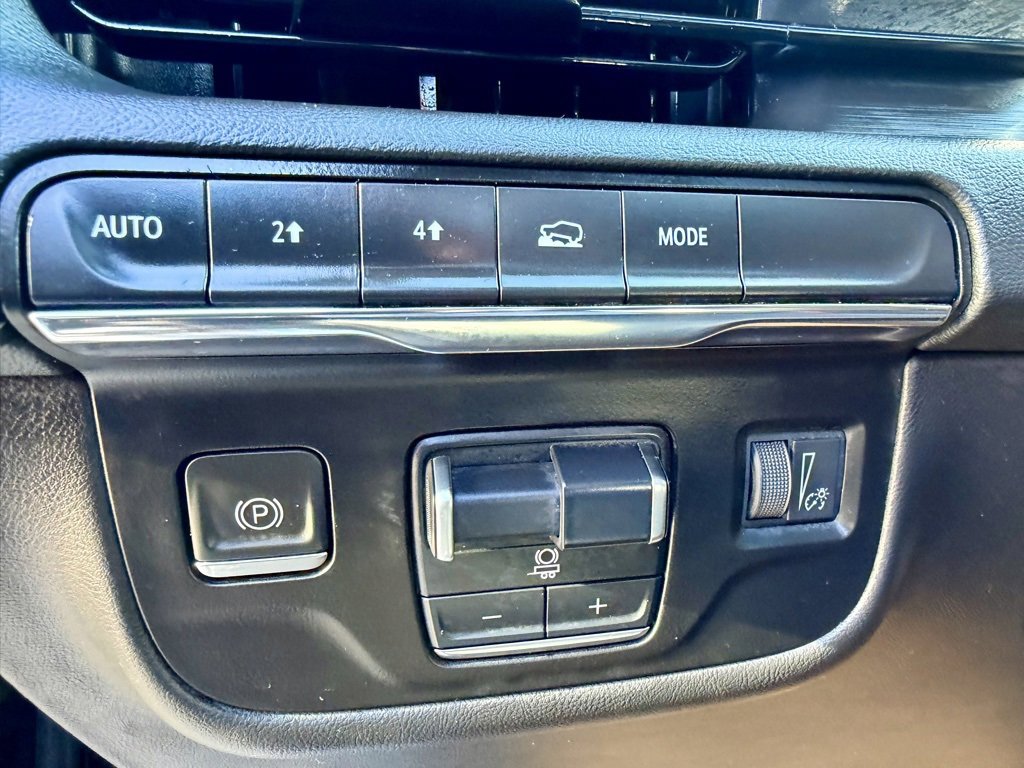 Used 2023 Cadillac Escalade ESV Sport image 32