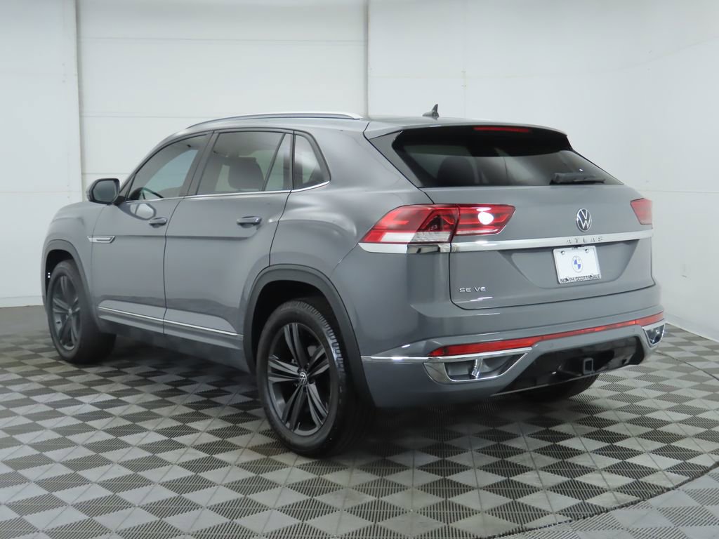 Used 2021 Volkswagen Atlas Cross Sport SE w/ Panoramic Sunroof Package image 7