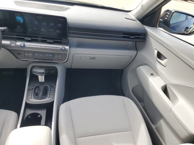 Used 2025 Hyundai Kona SEL image 33