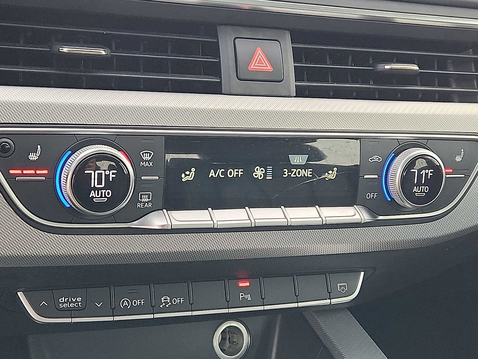 Used 2017 Audi A4 2.0T Premium Plus w/ Premium Plus Package image 16